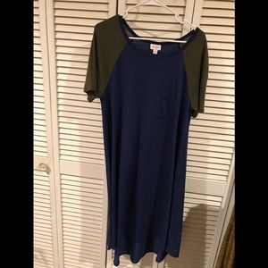 Lularoe Med carly